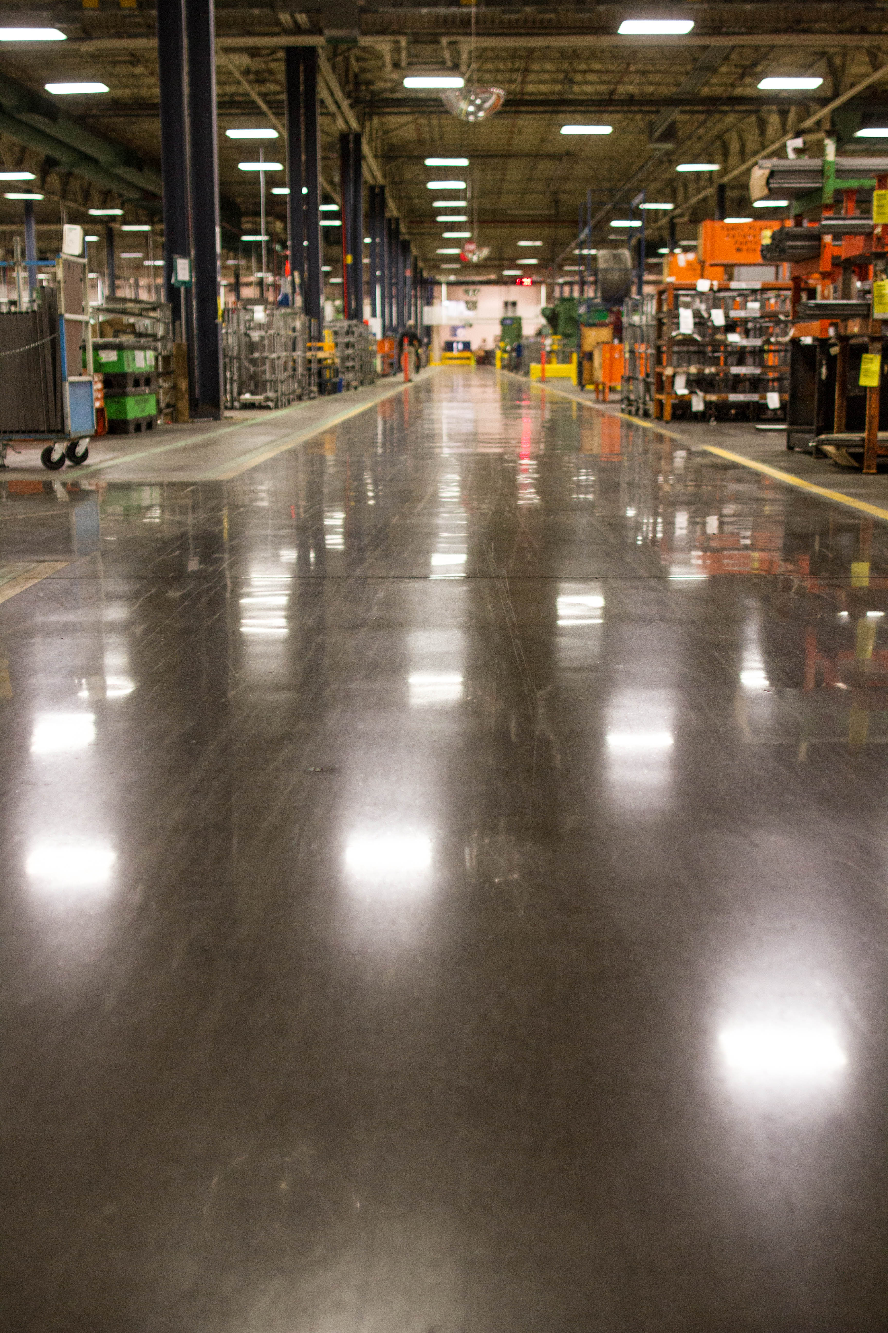 Kent Companies' Metal Shake Floor Ensures Industrial Strength Runyon Surface Prep