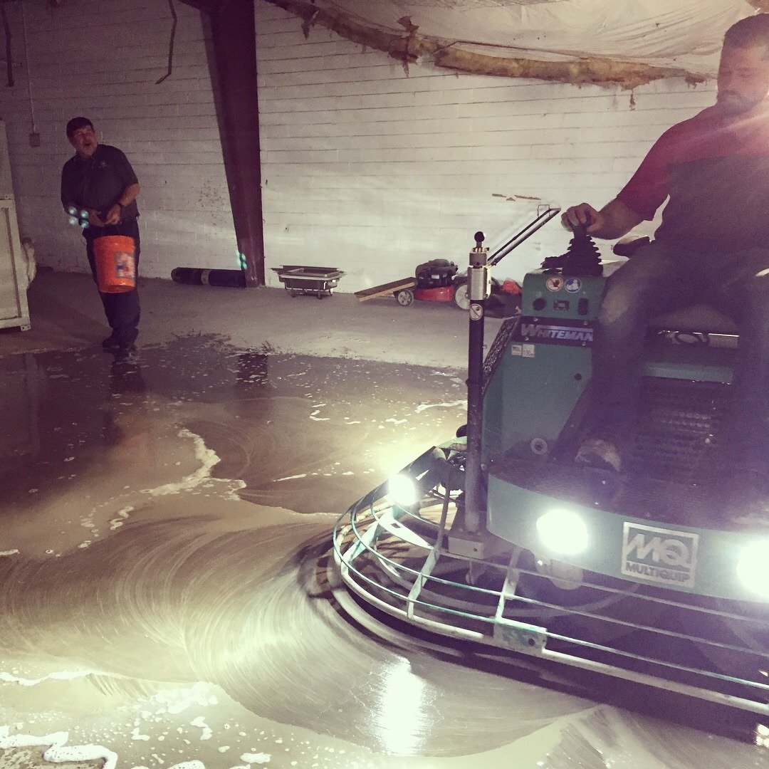 Runyon Power Strip N' Scrub System