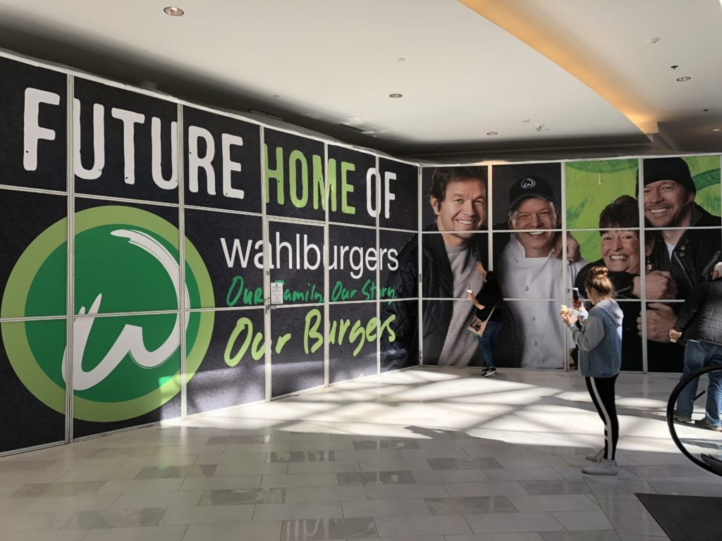 Wahlburgers CCC Job