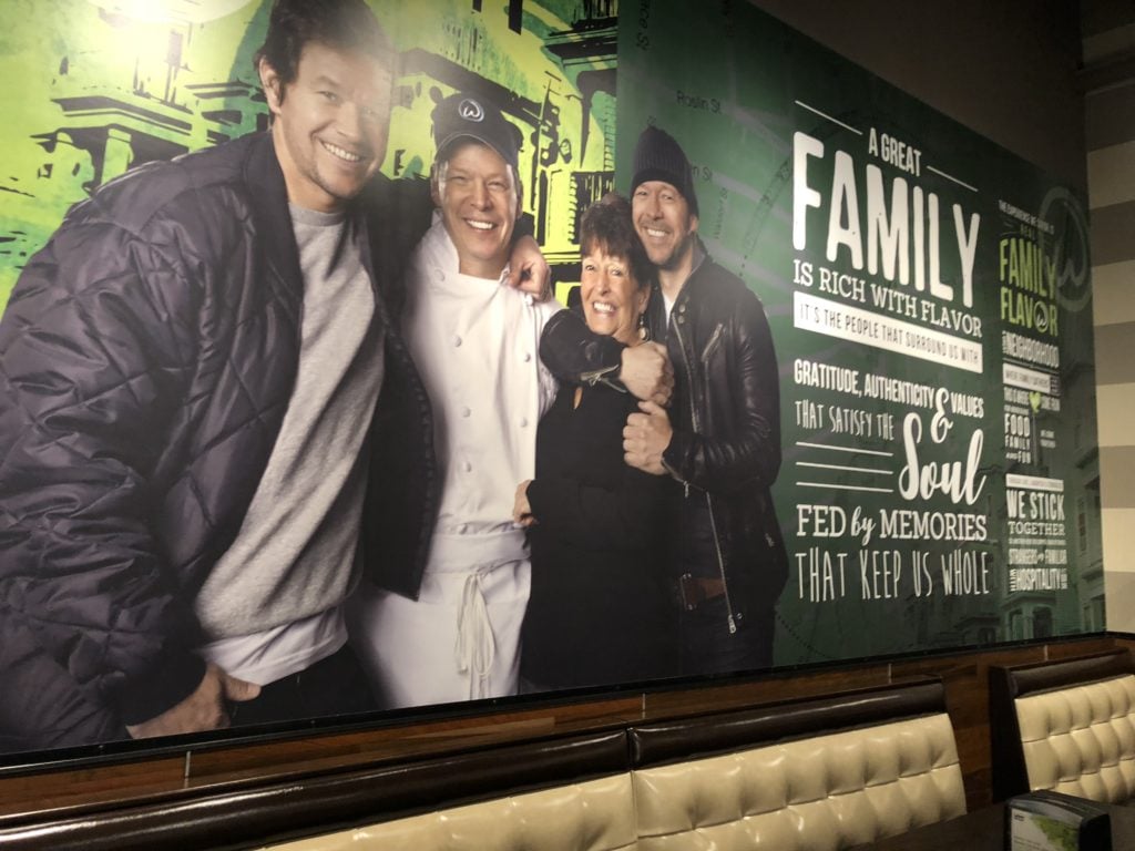 Wahlburgers CCC Job