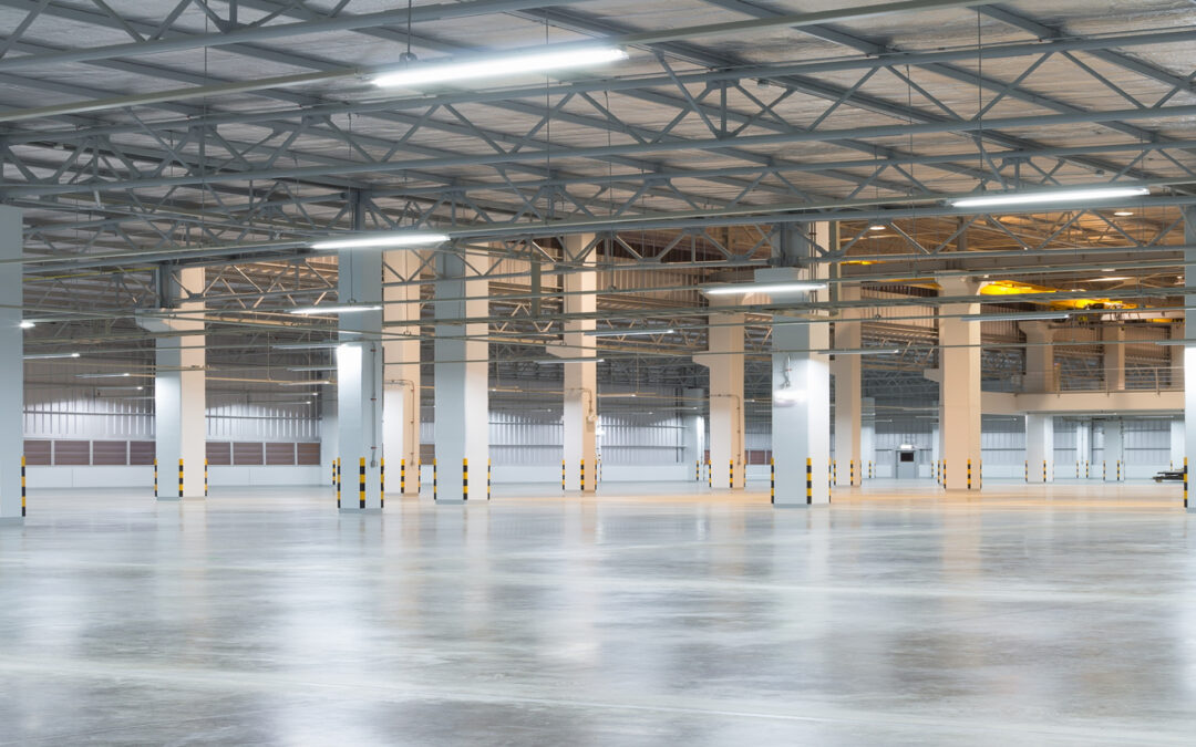 Factory building or warehouse building with glossy concrete floor